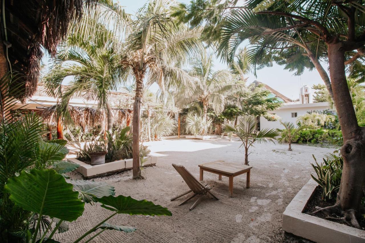La Diosa Kali Beach Front Hotel Isla Holbox Exterior photo