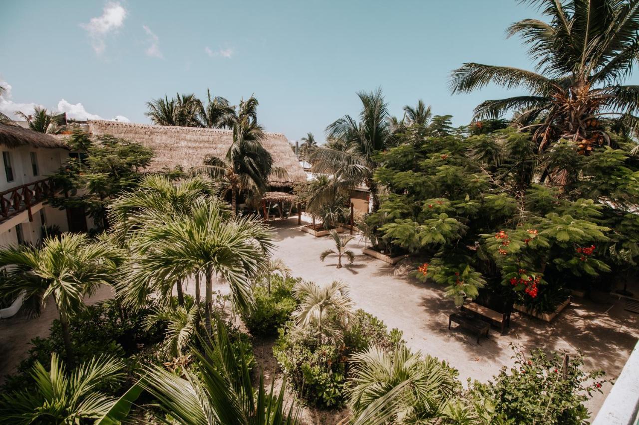 La Diosa Kali Beach Front Hotel Isla Holbox Exterior photo