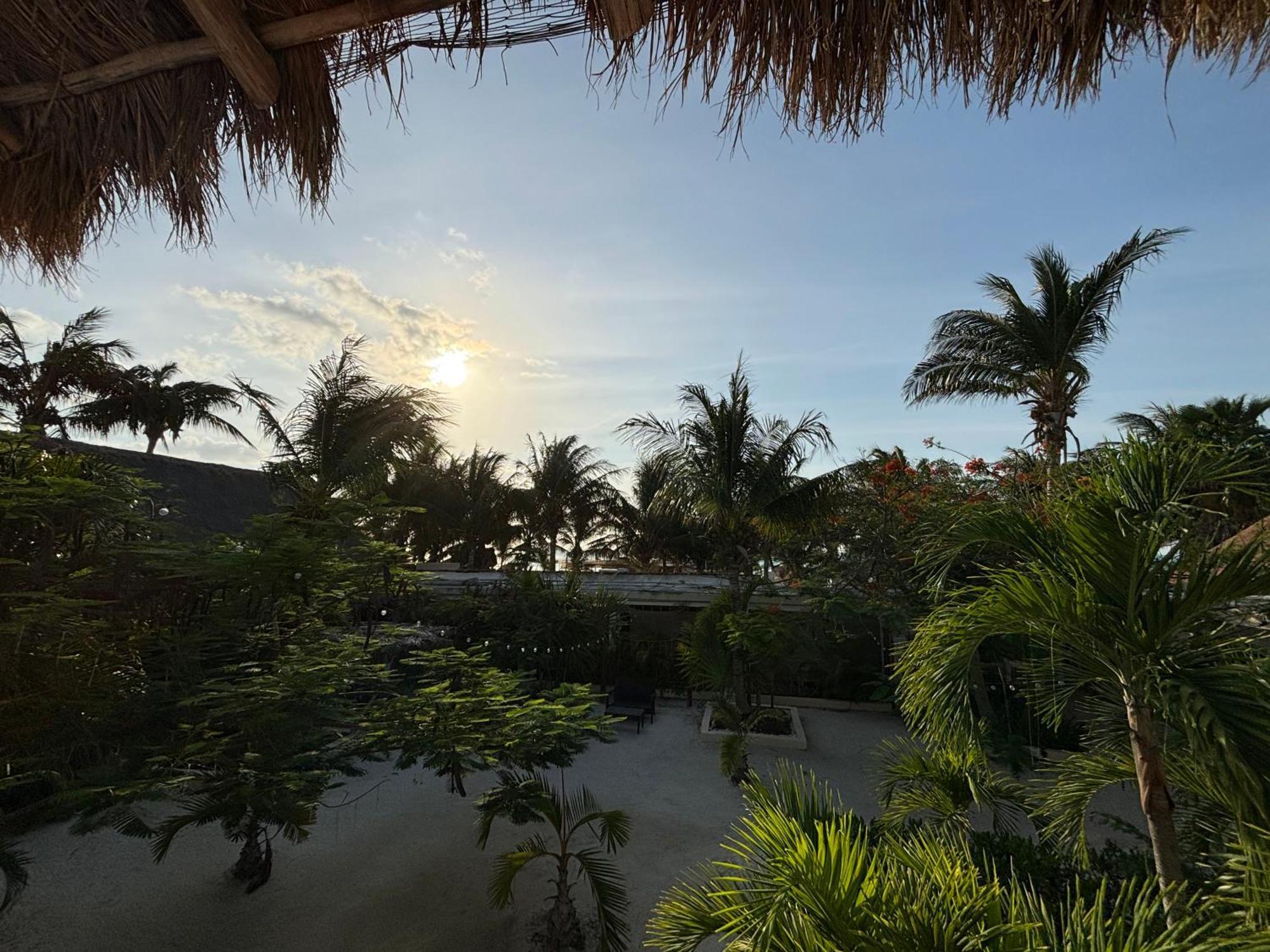 La Diosa Kali Beach Front Hotel Isla Holbox Exterior photo